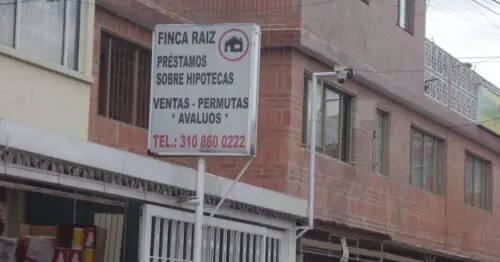 FINCA RAIZ CALLE 71A 77A 71 FINCA RAIZ CALLE 71A 77A 71